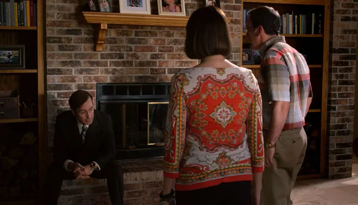 『ベター・コール・ソウル』で、ケトルマン夫妻は金を盗んだジミーに食って掛かる