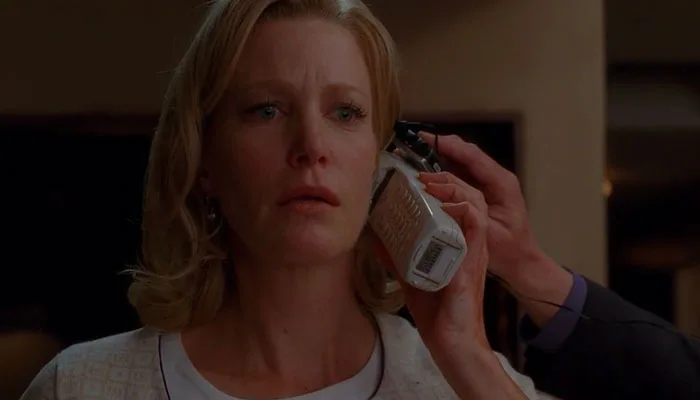 『ブレイキング・バッド』で、娘を誘拐したウォルターは妻スカイラーを電話越しに脅す