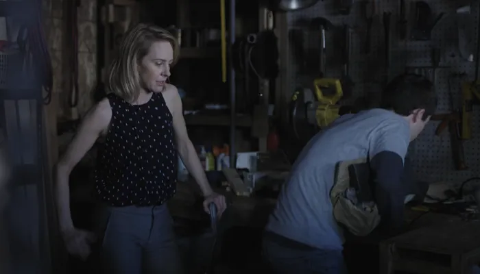 『13の理由』で、shitと言うクレイを叱る母