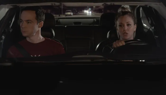 『ビッグバン★セオリー』で、エイミーに不満を持つシェルドンを励ますペニー