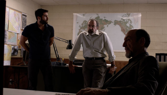 『HOMELAND』で、ソールはニコラスのエイズの可能性も拡大解釈ではないとする