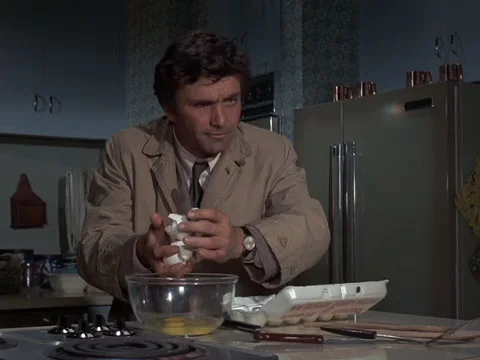 『刑事コロンボ』で、コロンボがオムレツを作る
