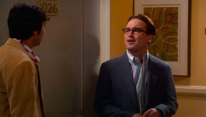 『ビッグバン★セオリー』で、レナードの案に同意するラジ