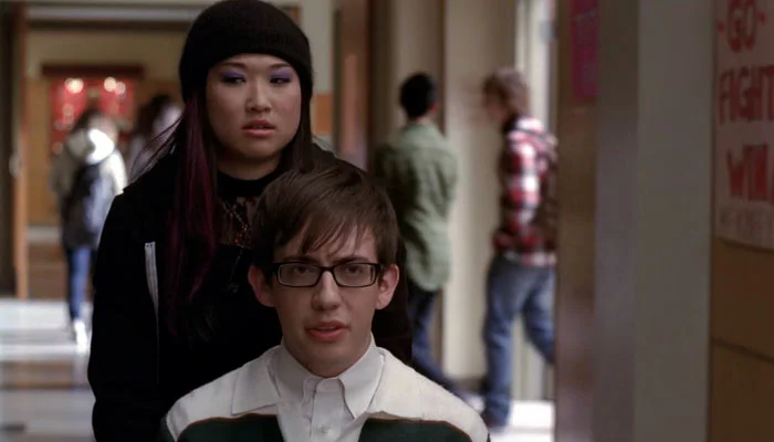 『glee/グリー』で、アーチーはティナに「僕とカップルになりたかったらもっと頑張れ」と勘違い