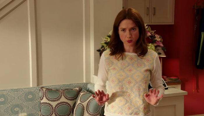 『アンブレイカブル・キミー・シュミット』で、キミーは家政婦バイト先の厄介事に巻き込まれたくない