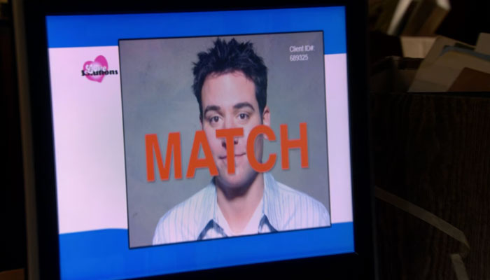 『ママと恋に落ちるまで』で、テッドは恋人マッチングサービスに申し込む