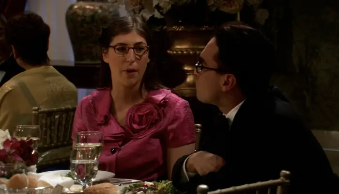 『ビッグバン★セオリー』で、エイミーとレナードは結婚式に参加