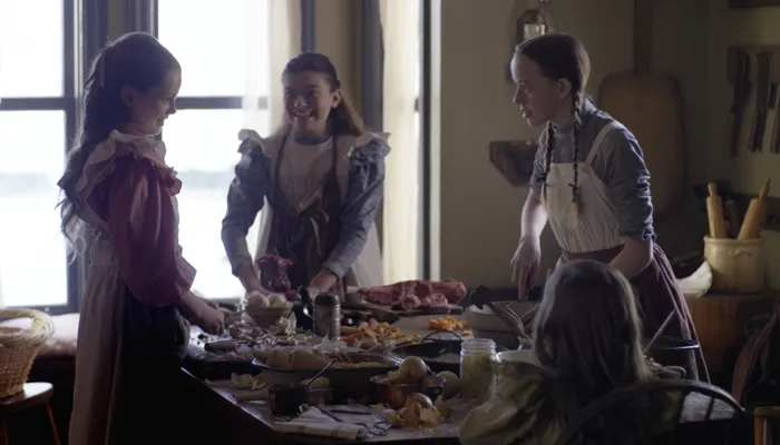 『アンという名の少女』で、ルビーがギルバートのことを好きなのを知った子供が「K-I-S-S-I-N-G」でからかう