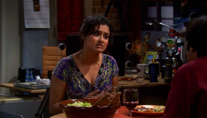 『ビッグバン★セオリー』で、ラジはデート相手がゲイであることを告げられる