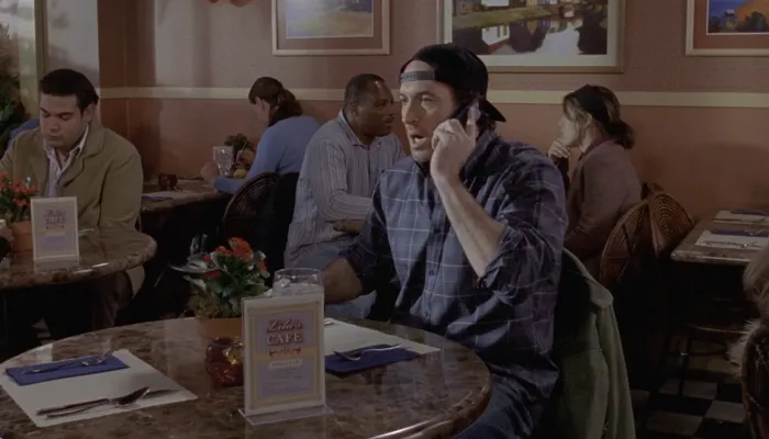 『ギルモア・ガールズ』で、ルークの妹リズは赤ん坊を生む