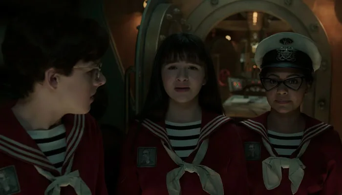 『レモニー・スニケットの世にも不幸なできごと』で、船長からの命令に返事する船員