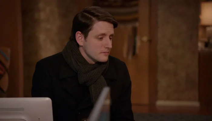 『シリコンバレー』で、仲間が離れていっていることをリチャードに言うジャレッド