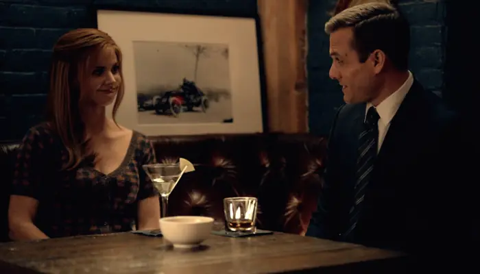 『SUITS/スーツ』で、ハーヴィーはデート