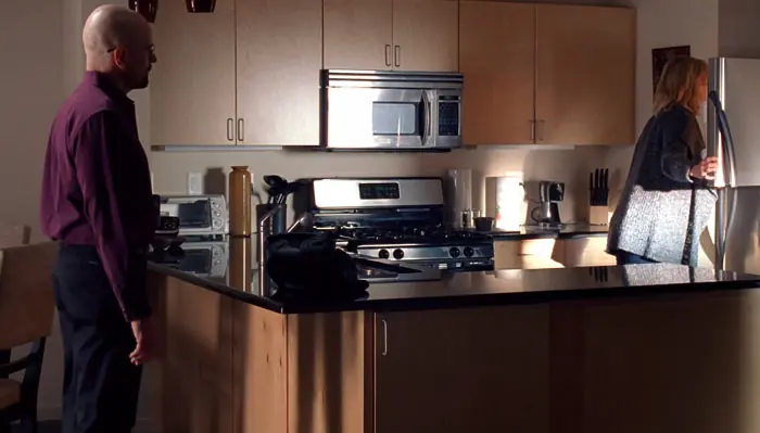 『ブレイキング・バッド』で、ウォルターの腫れを凍った豆で冷やすように言うスカイラー