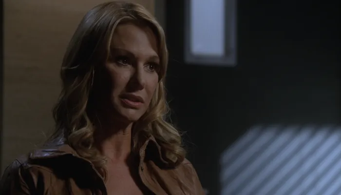 『メンタリスト』で殺人者はモラルコンパスがないと証言する女性