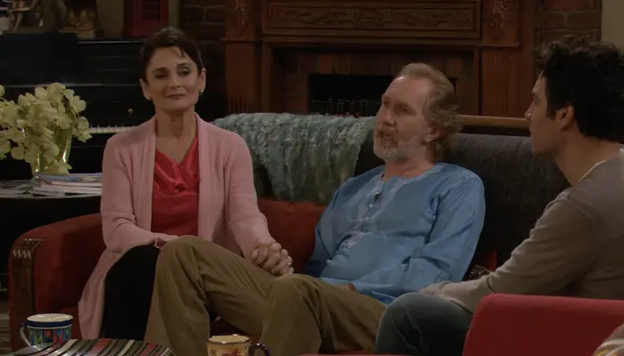 『ママと恋に落ちるまで』で、テッドの母親と恋人