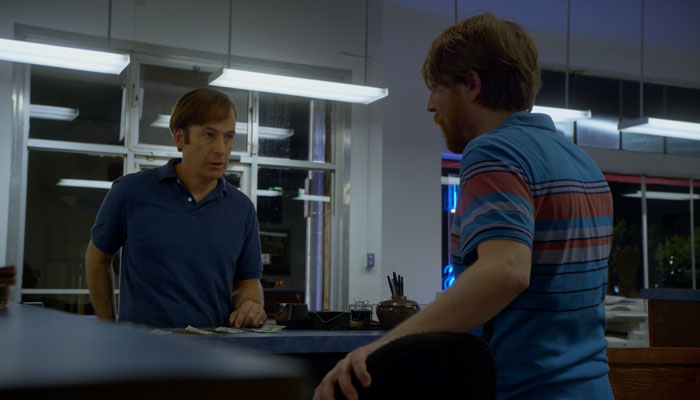 『ベター・コール・ソウル』で。ジミーは偽の証言をするようにコピー屋の店員を買収