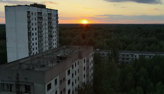 『OUR PLANET 私たちの地球』で、チェルノブイリ原発の俯瞰