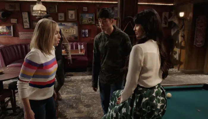 『グッド・プレイス』で、エレノア、タハニ、ジェイソン