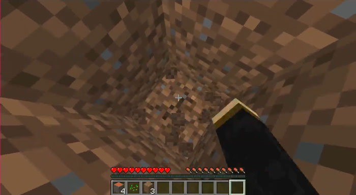 『マインクラフト』で、真下掘りを行う