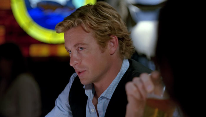 『メンタリスト』で、ヴァンペルトに本物の霊能者が存在しないことを告げるジェーン