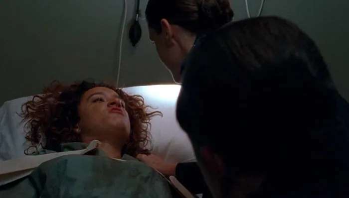 『ウォーキング・デッド』で、ゾンビに腕を噛まれ、腕を切断するかどうか瀬戸際の女性患者