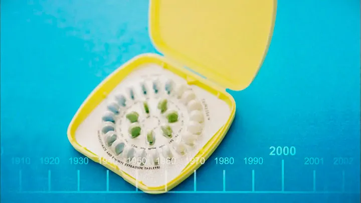 『ビッグバン★セオリー』のオープニングで、経口避妊薬