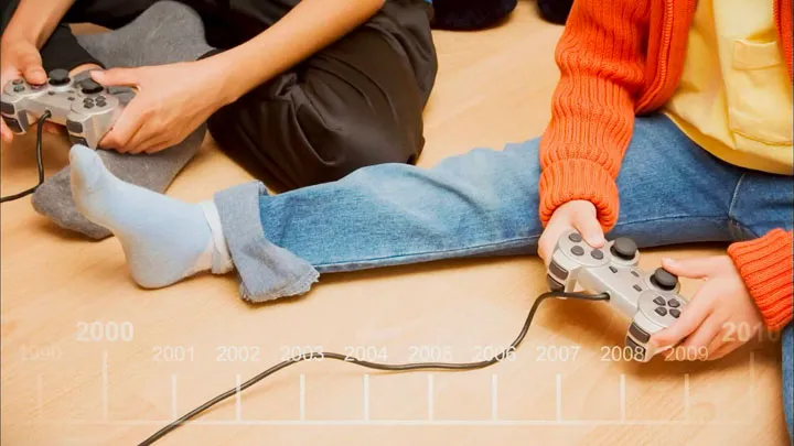 『ビッグバン★セオリー』のオープニングで、家庭用ゲーム機（プレイステーション）