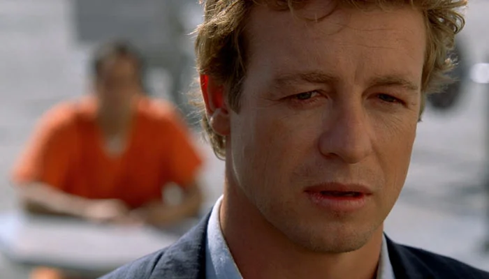 『メンタリスト』で、ジェーンにレッド・ジョンの情報を垂れ込む囚人