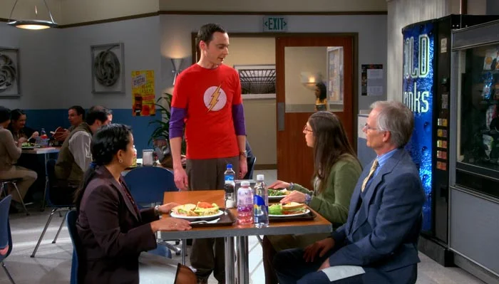 『ビッグバン★セオリー』で、シェルドンはエイミーのフォーマルな接し方に「止めて」と言う