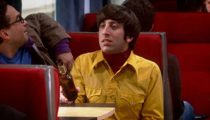 『ビッグバン★セオリー』で、ラジがノンアルコールビールで酔ってる原因をプラシーボ効果とするレナードとハワード