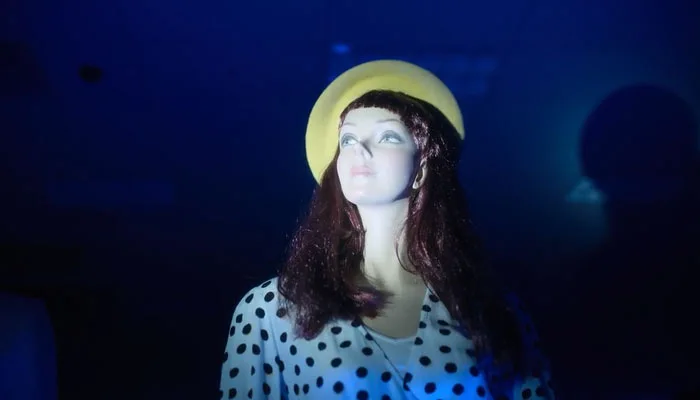 『アンブレラ・アカデミー』で、ナンバー・ファイブのマネキンの彼女ドロレス