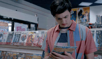 『コブラ会』で、コミック屋で立ち読みするディミトリを襲うホーク