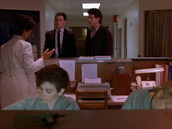 『ツイン・ピークス』で、患者の部屋を教える