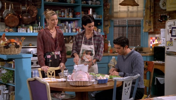 『フレンズ』で、フィービーのwhom文法間違いを突っ込むロス