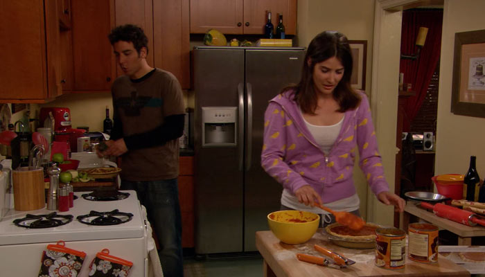 『ママと恋に落ちるまで』で、分かれたばかりのテッドとロビンは無口になります