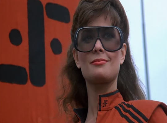 海外ドラマ『V』で、美人司令官ダイアナ