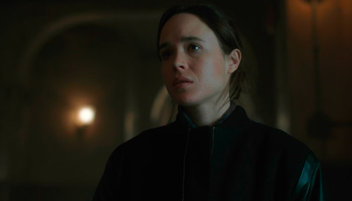 『アンブレラ・アカデミー』で、ヴァーニャ役を演じるエリオット・ペイジ