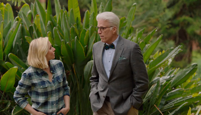 『グッド・プレイス』で、グッド・プレイスに来れたのはリンカーンだけと述べるマイケル