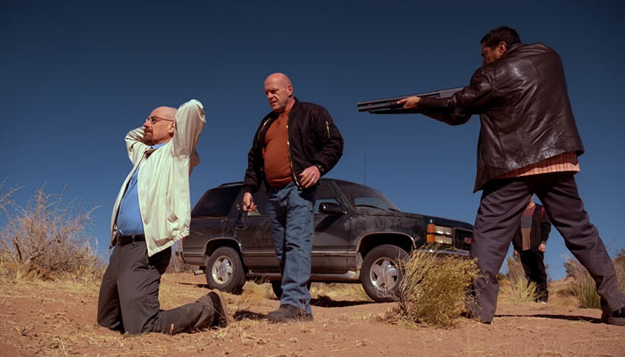 『ブレイキング・バッド』で、ハンクはウォルターを逮捕する