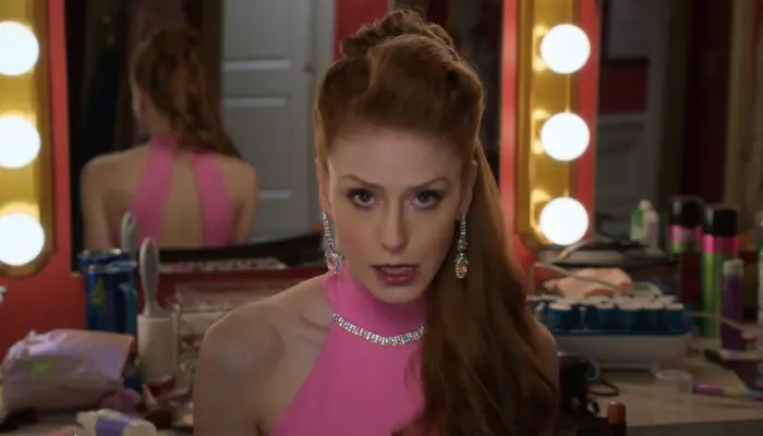 『欲望は止まらない!』で、殺人事件の現場に居た生徒