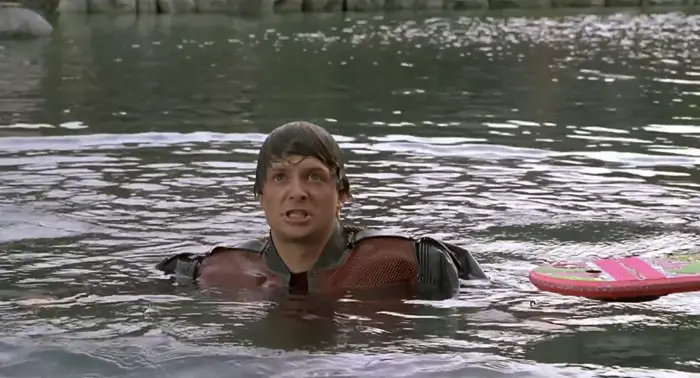 『バック・トゥ・ザ・フューチャー２』でのホバーボード追跡シーン