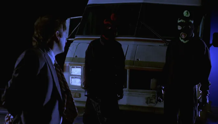 『ブレイキング・バッド』で、ソウルを誘拐するウォルターとジェシー