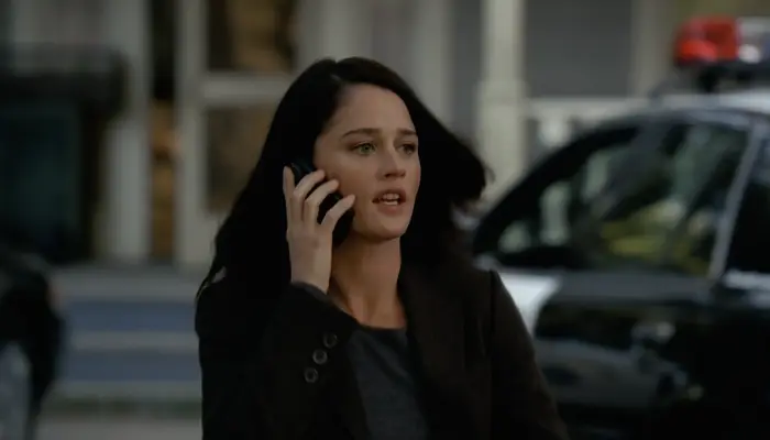 『メンタリスト』で、電話するリズボン