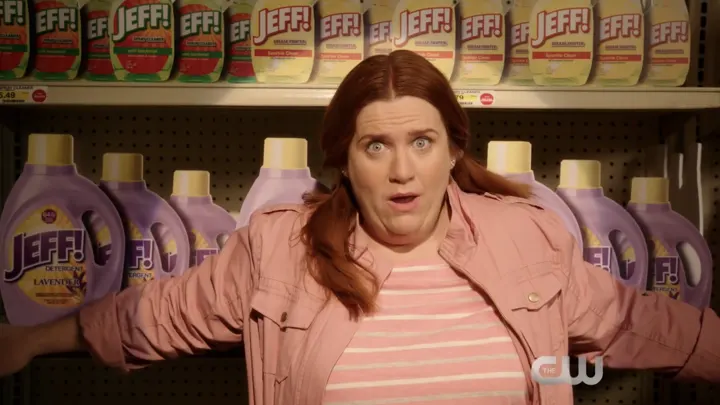 『クレイジー・エックス・ガールフレンド』で、ポーラの『First Penis I Saw』