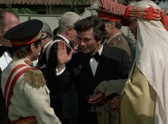 『刑事コロンボ』で、コロンボと中東の王様