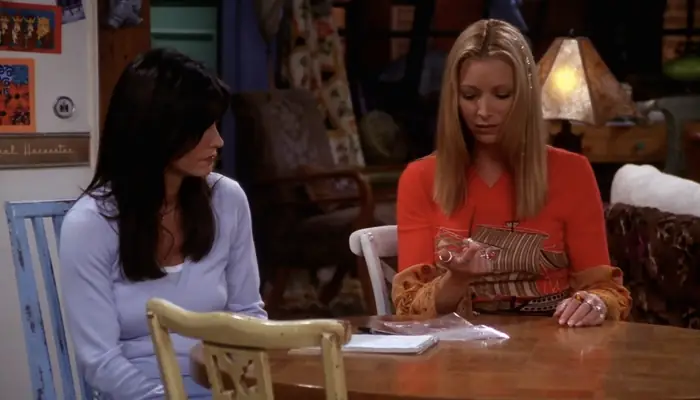 『フレンズ』で、祖母が残したクッキーをジョーイに食べられたフィービー