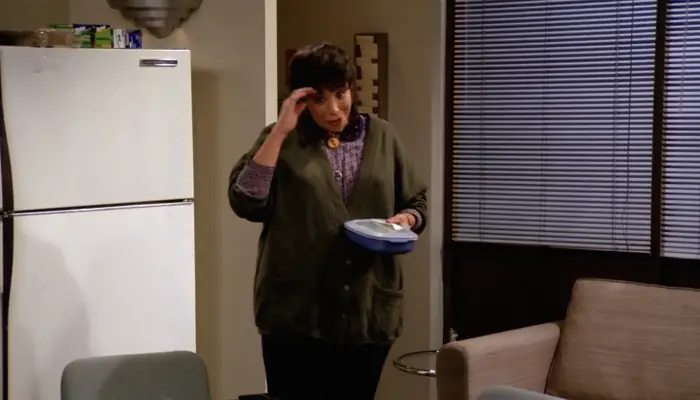 『フレンズ』で、チャンドラーは女性同僚から同性愛者と間違えられる