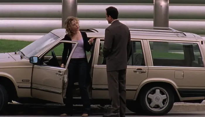 『名探偵モンク』で、モンクに車の運転をさせないシャローナ