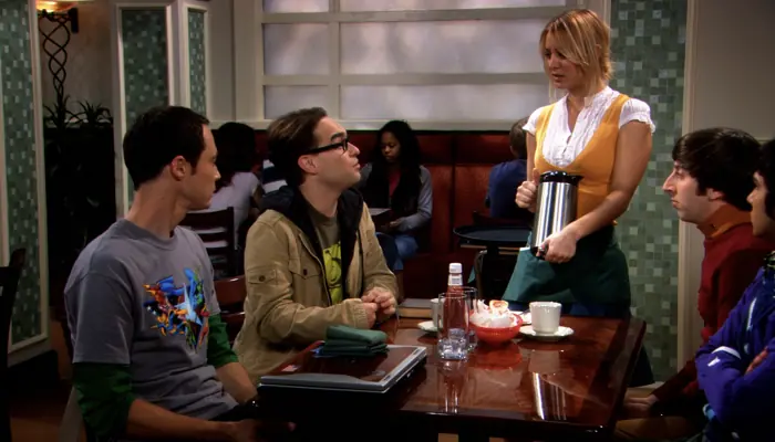 『ビッグバン★セオリー』で、レナードが誕生日を祝ったことがないと聞いて驚くペニー